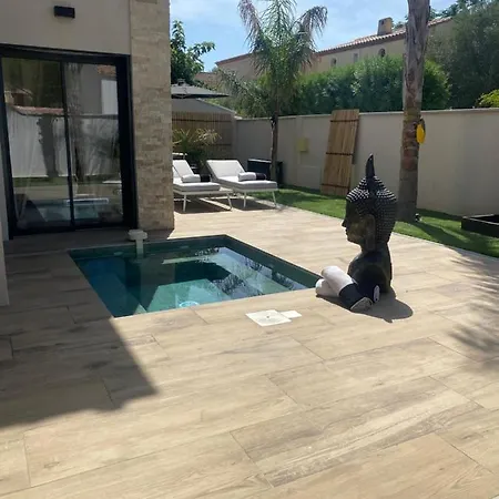 Natural Zen Rayolet Villa