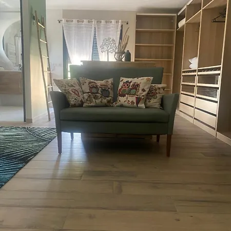 Natural Zen Rayolet Villa