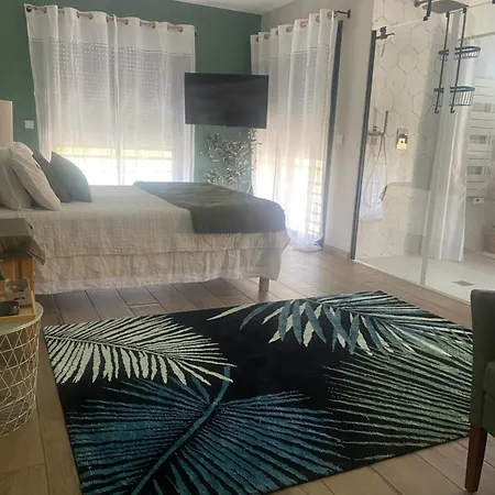 Natural Zen Rayolet Villa *